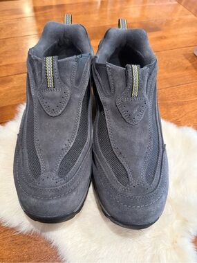 L.L. Bean Men’s Slip-On Hiking Shoes Size 11 Medium — Gray Suede